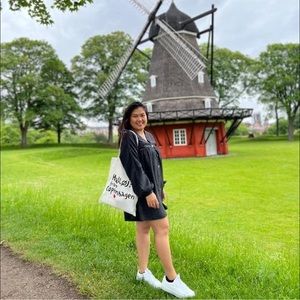 Meet your Posher, Jas